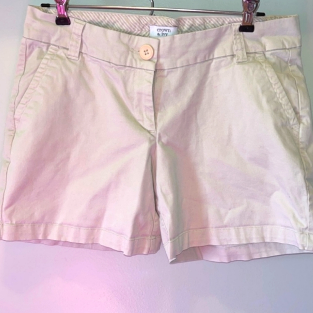 Crown&Ivy shorts
